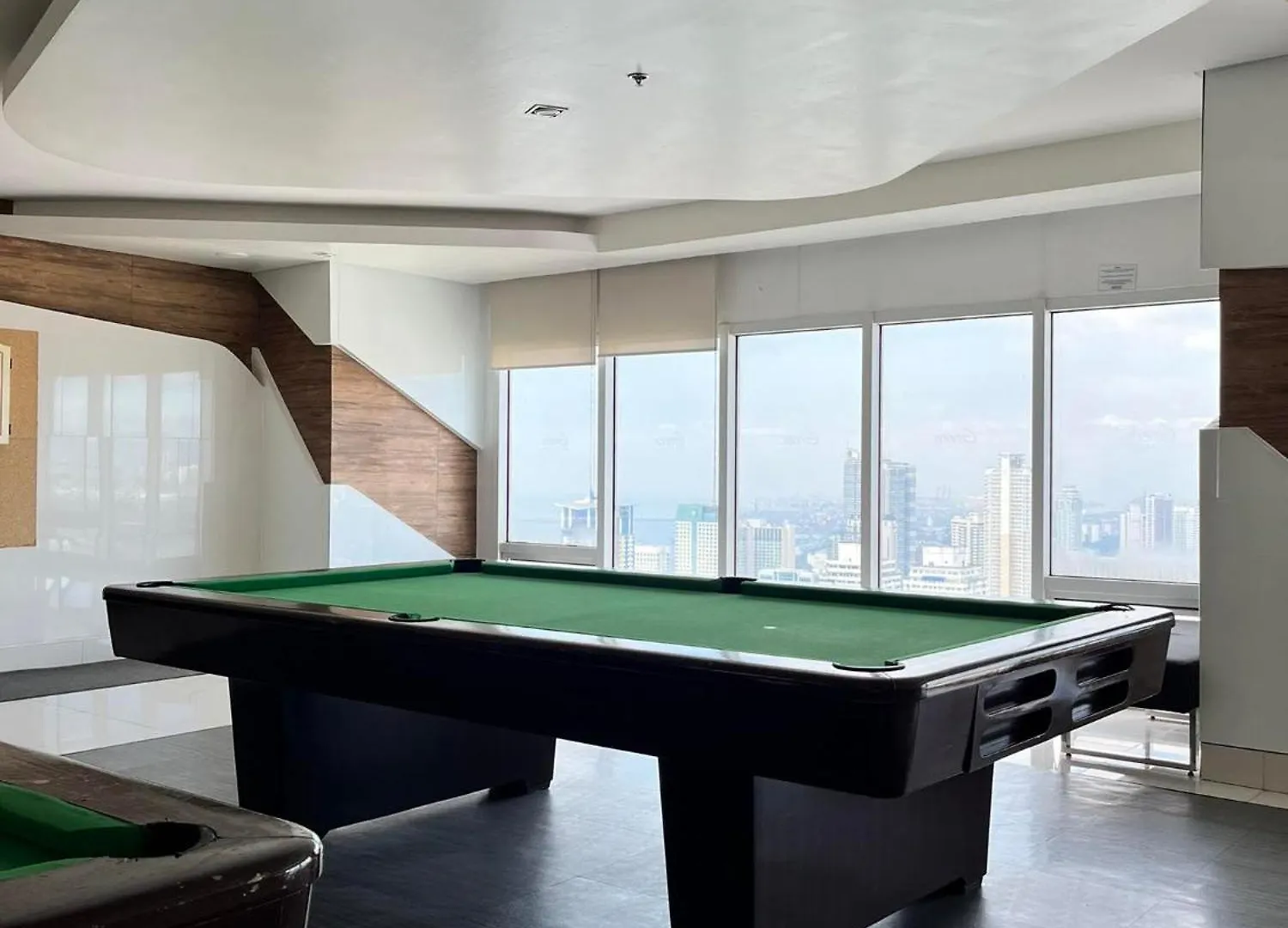 Condo Unit In Green Residences Taft Next To De La Salle University Manila Filippine