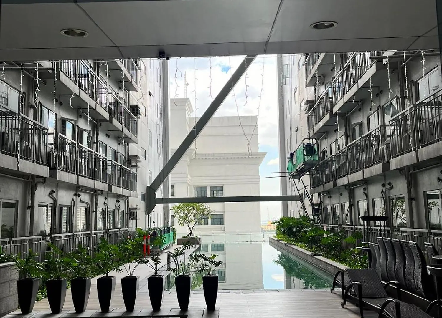 Condo Unit In Green Residences Taft Next To De La Salle University Manila